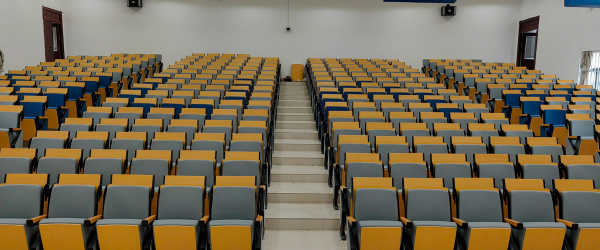 嶺南師范學(xué)院（湖光校區）